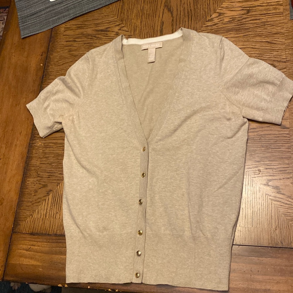 Like new, Banana Republic short sleeve cardigan SZ M